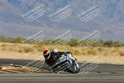 media/Nov-17-2024-CVMA (Sun) [[1fec520723]]/Race 8-Formulw LW Twins SHOOTOUT/